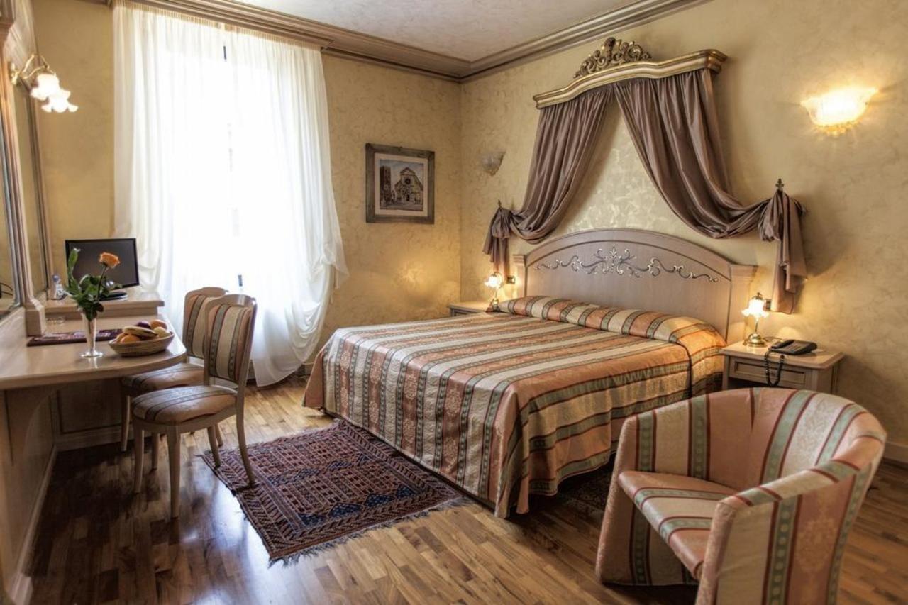Hotel Colomba D'Oro Tropea Esterno foto